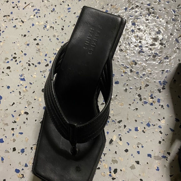 Frankie’s bikinis platform flip flops - Picture 16 of 16